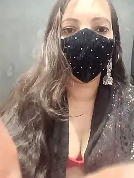 Snapshot of Lovely-Manisha143 chatting on 06-15-26, 05:09 Lovely-Manisha143 online show from 06-15-26, 05:09