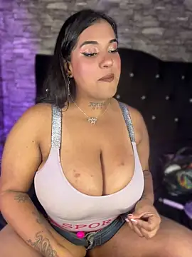 Nahomy-fire online show from 07-30-26, 03:05
