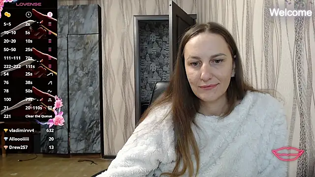 Snapshot of Yevgeshka-Milashka chatting on 10-16-25, 08:32 Yevgeshka-Milashka online show from 10-16-25, 08:32
