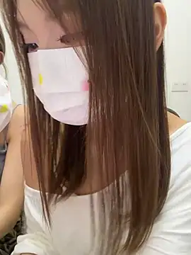 Snapshot of QIQI-QIQI-01 chatting on 07-01-26, 12:18 QIQI-QIQI-01 online show from 07-01-26, 12:18