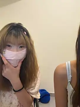 Snapshot of QIQI-QIQI-01 chatting on 07-21-26, 09:00 QIQI-QIQI-01 online show from 07-21-26, 09:00