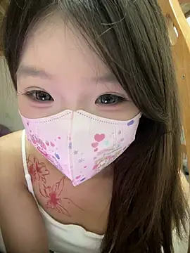 Snapshot of QIQI-QIQI-01 chatting on 08-05-26, 02:20 QIQI-QIQI-01 online show from 08-05-26, 02:20