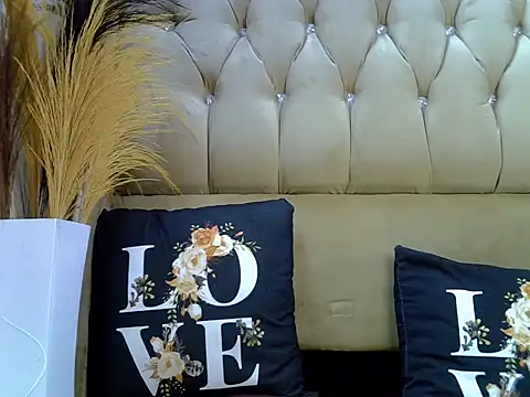 Sweet zuri001 online show from 07-30-26, 11:26