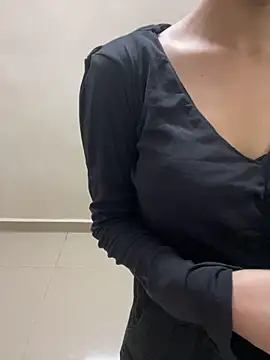 Snapshot of Shefali_01 chatting on 06-06-26, 07:24 Shefali 01 online show from 06-06-26, 07:24