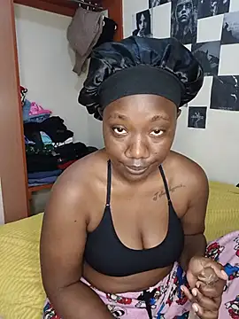 Snapshot of freaky_p chatting on 07-14-26, 01:17 freaky p online show from 07-14-26, 01:17
