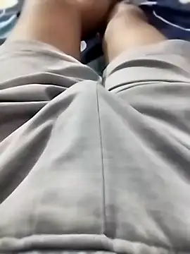 yummy-cock online show from 06-21-26, 06:32