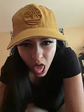 Snapshot of smoothkissx chatting on 02-06-25, 02:37 smoothkissx online show from 02-06-25, 02:37