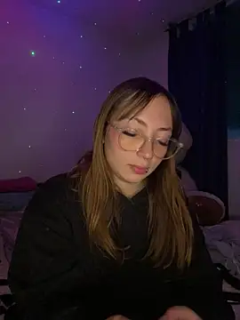 Caamii  online show from 07-22-26, 05:32