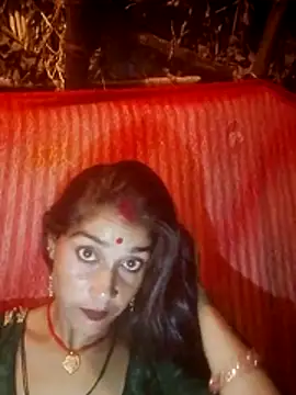 Snapshot of Hot_Radhaji1 chatting on 07-19-26, 07:17 Hot Radhaji1 online show from 07-19-26, 07:17