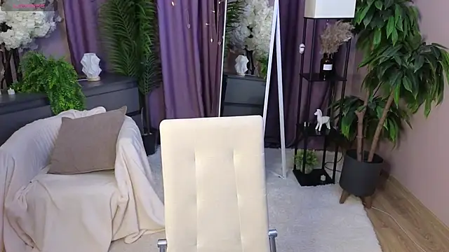 Lina deels online show from 06-20-26, 07:27