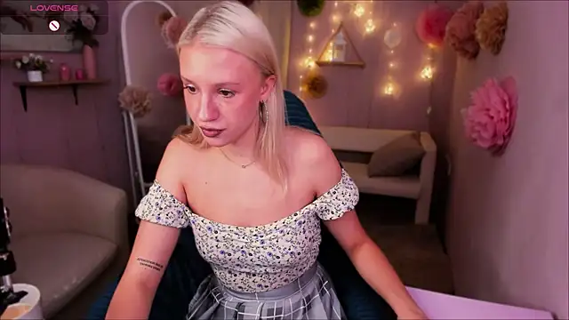 Angel Tessa online show from 07-29-26, 08:51