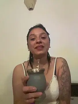 pia pilar online show from 06-06-26, 05:34