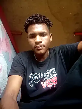 dantecruz19 online show from 06-06-26, 07:07