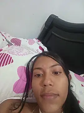 Snapshot of madi_zoon chatting on 06-04-26, 08:48 madi zoon online show from 06-04-26, 08:48