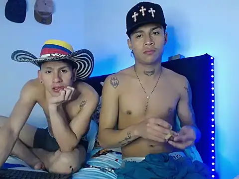 TheHotDuo19 online show from 06-14-26, 05:20