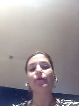 Snapshot of fresasabrosa69 chatting on 06-22-26, 01:40 fresasabrosa69 online show from 06-22-26, 01:40