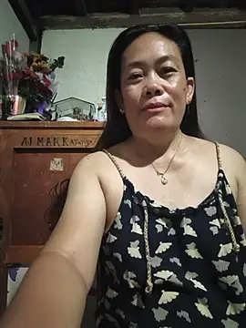 Snapshot of yensexy45 chatting on 06-08-26, 07:31 yensexy45 online show from 06-08-26, 07:31