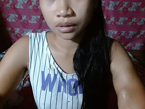 Itsme Foxy Shantale online show from 06-15-26, 12:07
