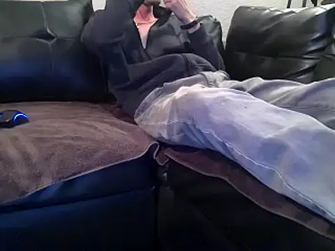 Snapshot of Mstrdstrctn7 chatting on 01-01-25, 12:43 Mstrdstrctn7 online show from 01-01-25, 12:43