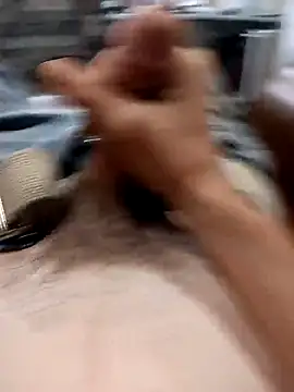 Snapshot of Mstrdstrctn7 chatting on 10-26-25, 07:42 Mstrdstrctn7 online show from 10-26-25, 07:42