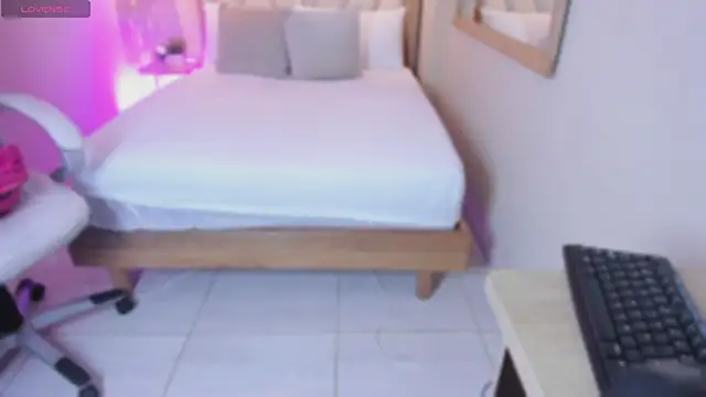 KataleyaSwet online show from 06-18-26, 03:51