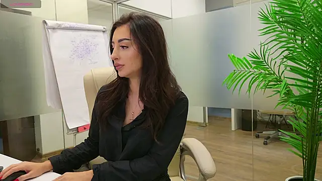 Snapshot of BabesGoWild chatting on 01-08-25, 08:39 BabesGoWild online show from 01-08-25, 08:39