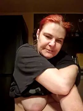GoldenWifee online show from 07-15-26, 04:18