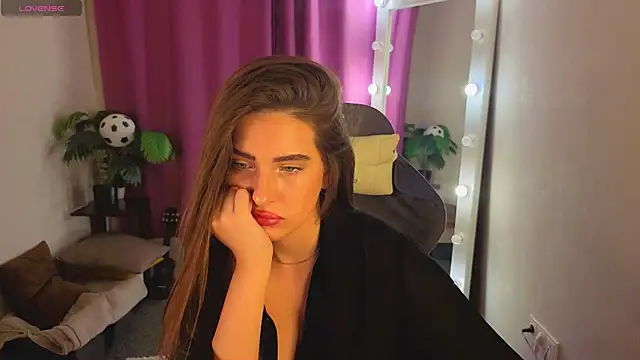 Bella  Kallen online show from 06-29-26, 09:04