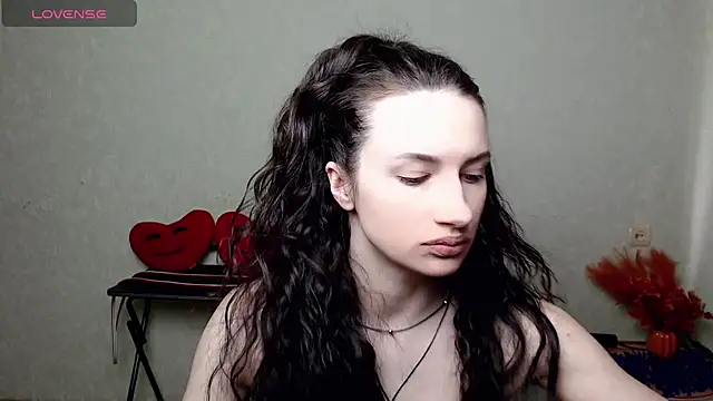 LilithRivi online show from 06-13-26, 02:15