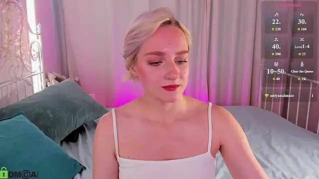 Chloe-Deccer online show from 08-01-26, 01:49