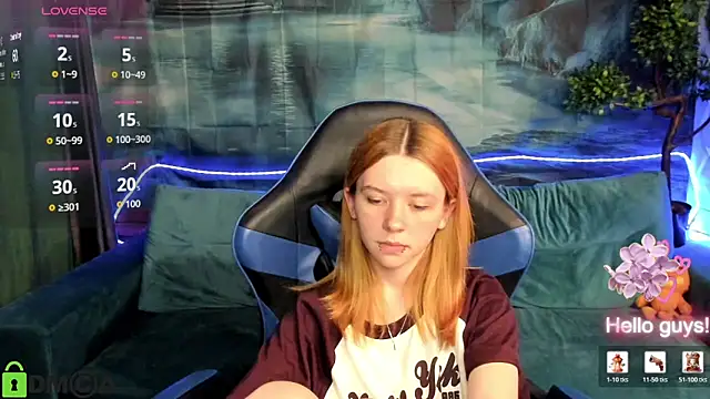CarolInWonderland online show from 06-08-26, 01:00
