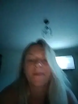 NinaHola online show from 06-05-26, 07:41