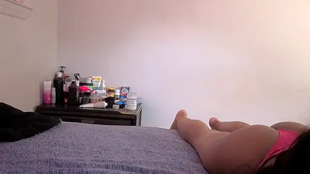 Prettywettkittycc online show from 07-17-26, 04:01