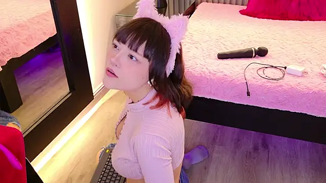 Emily amaura online show from 07-10-26, 04:20