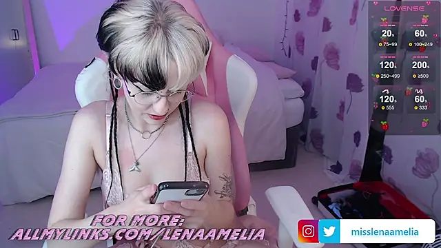 Lenas Playroom online show from 02-26-25, 08:44