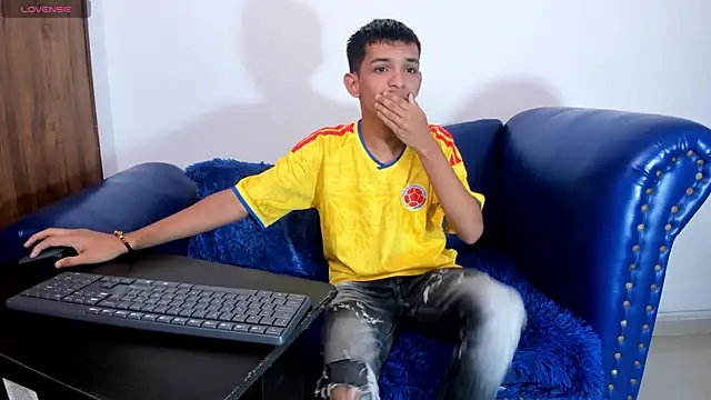 littlecum18 online show from 07-03-26, 12:22
