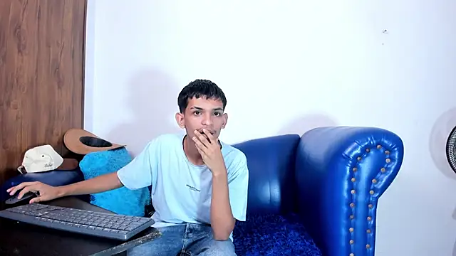 littlecum18 online show from 07-24-26, 03:48
