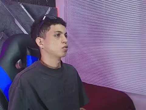 cameron lux77 online show from 07-06-26, 03:36