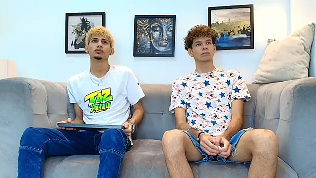 Hot skinny guys online show from 06-09-26, 07:25