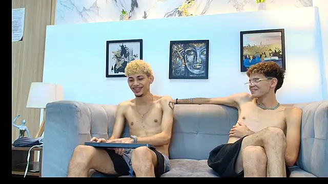 Hot skinny guys online show from 06-11-26, 12:32
