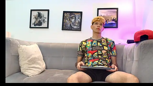 Hot skinny guys online show from 06-17-26, 07:59