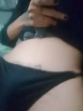 bonequinhaGatinha online show from 06-10-26, 10:19