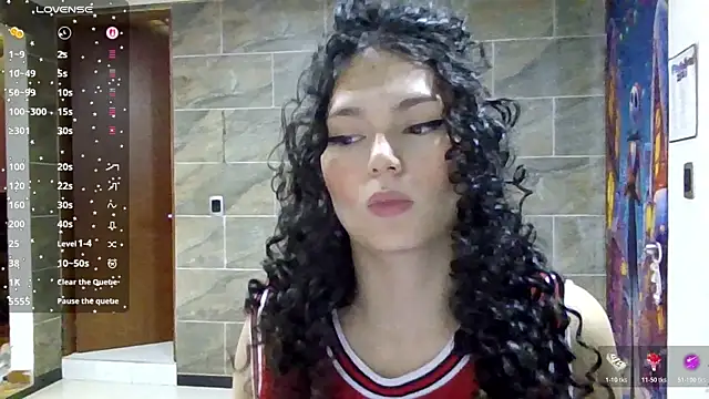 Diamond Curls online show from 07-30-26, 04:28