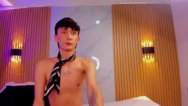 im ethan  online show from 06-17-26, 11:23