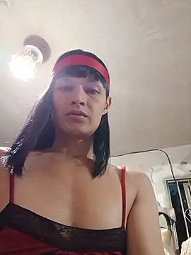 Sexy paulina outdoors online show from 06-11-26, 01:27