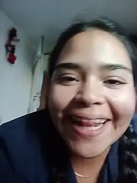 Snapshot of Violett_Cinnamon chatting on 07-28-26, 10:42 Violett Cinnamon online show from 07-28-26, 10:42