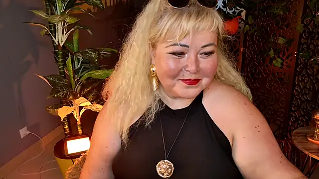 Snapshot of EvaMurller chatting on 07-04-26, 09:26 EvaMurller online show from 07-04-26, 09:26