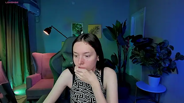 Eva Leeee online show from 07-03-26, 05:25