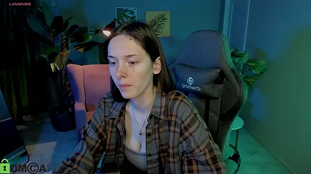 Eva Leeee online show from 07-16-26, 05:02
