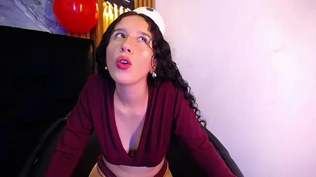 Snapshot of Zafira_Cass chatting on 06-28-26, 03:01 Zafira Cass online show from 06-28-26, 03:01